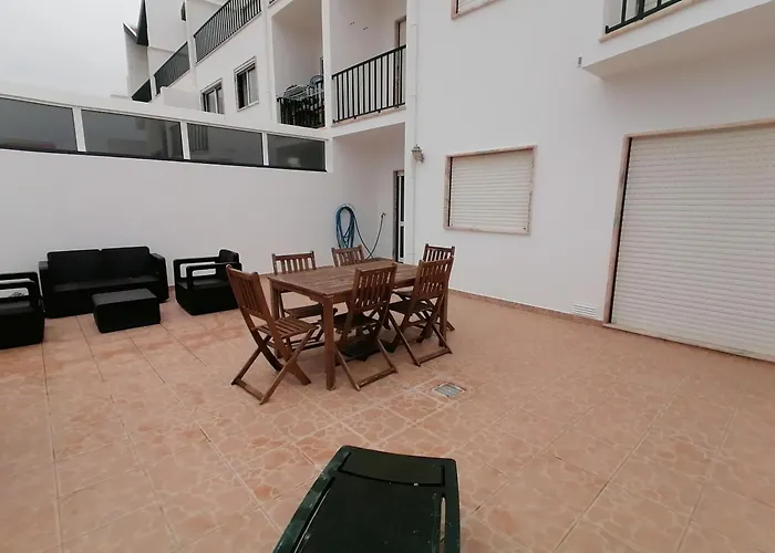 Casa Moderna * Atouguia Da Baleia